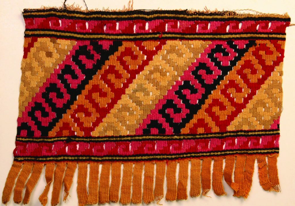 Peruvian-Chancay-Tapestry-AD-1000-1450-2-1024x747